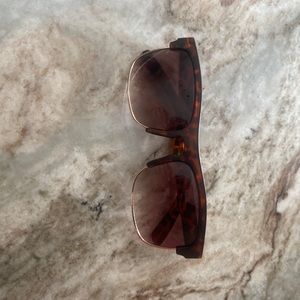 Polycarbonate lenses resistance and anti - scratch coating